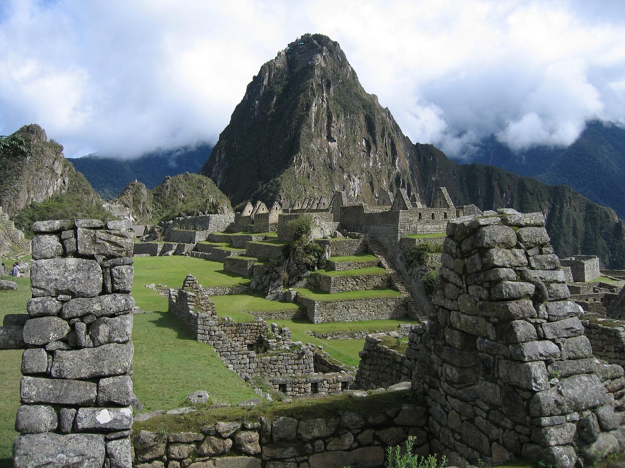 préparez votre trek au machu picchu avec nos conseils essentiels pour un voyage réussi : équipements, astuces, itinéraires et recommandations pour une aventure inoubliable.