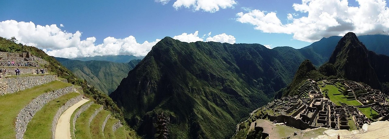 découvrez comment bien préparer votre trekking au machu picchu : conseils essentiels, équipements nécessaires et astuces pour une aventure inoubliable au cœur des andes péruviennes.