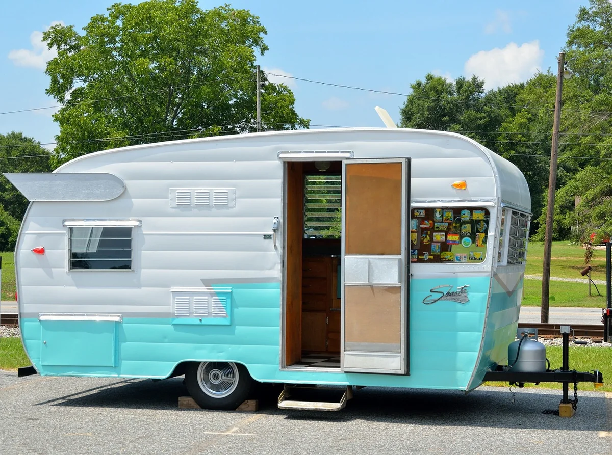 Découvrez le meilleur emplacement camping-car dans la Drôme en 2026